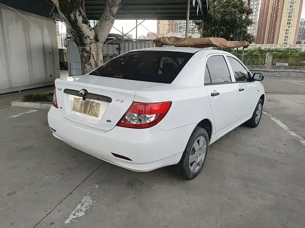 BYD F3 2013 Energy-Saving Edition 1.5L Manual Comfort Model — миниатюра 7