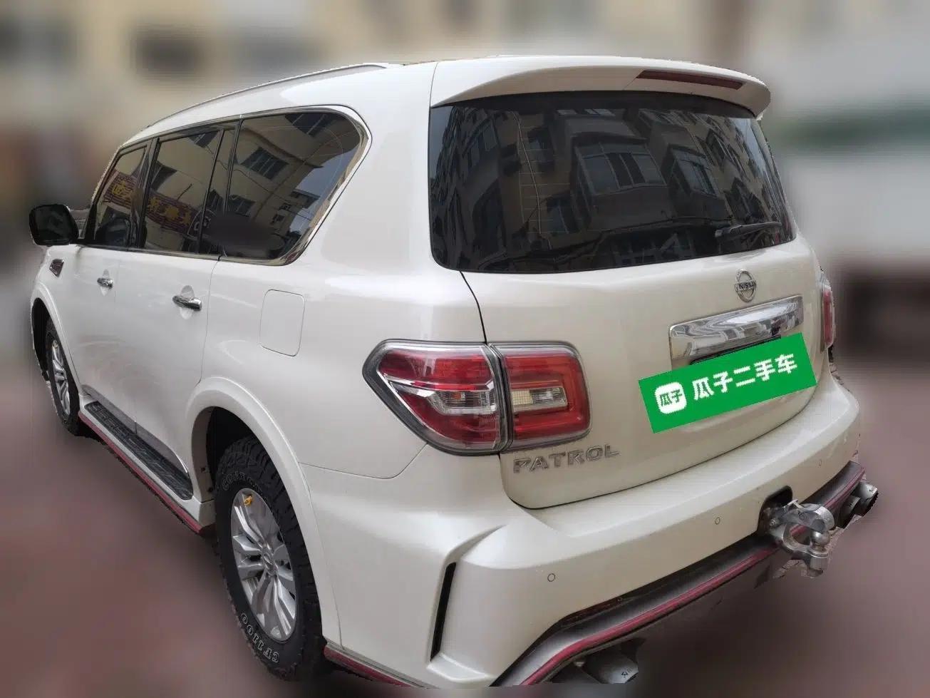 Nissan Patrol Patrol 4.0 Automatic Four-Wheel Drive — миниатюра 4