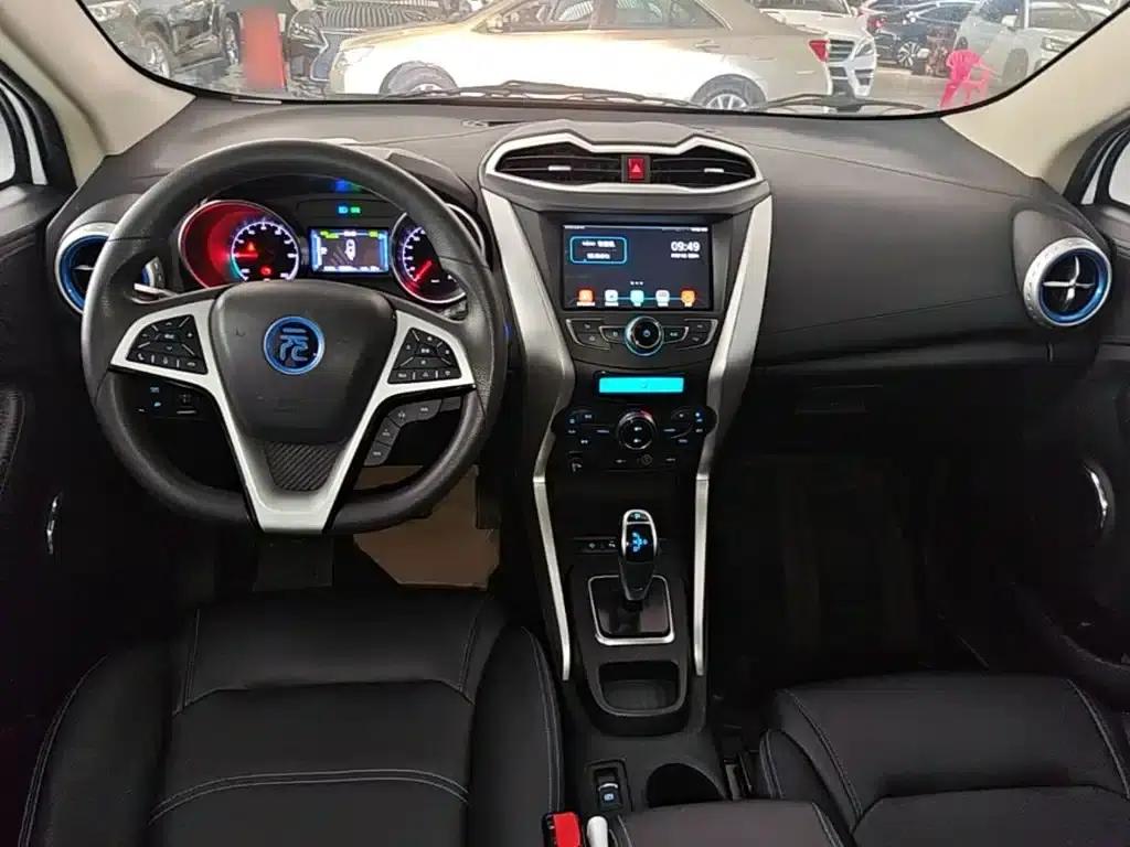 Yuan New Energy 2019 EV360 Intelligent Leading Edition — миниатюра 10