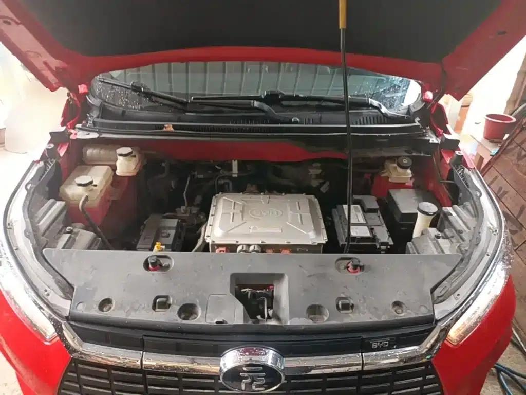 Yuan New Energy 2019 EV360 Intelligent Enjoyment Edition — миниатюра 20