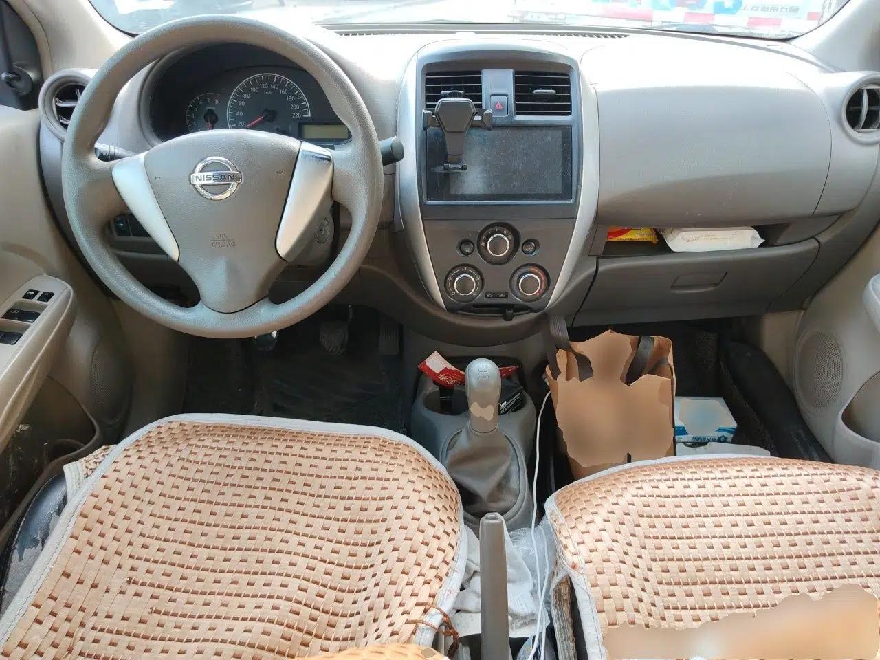 Nissan Sunny 2014 1.5XE Manual Comfort Edition — миниатюра 9