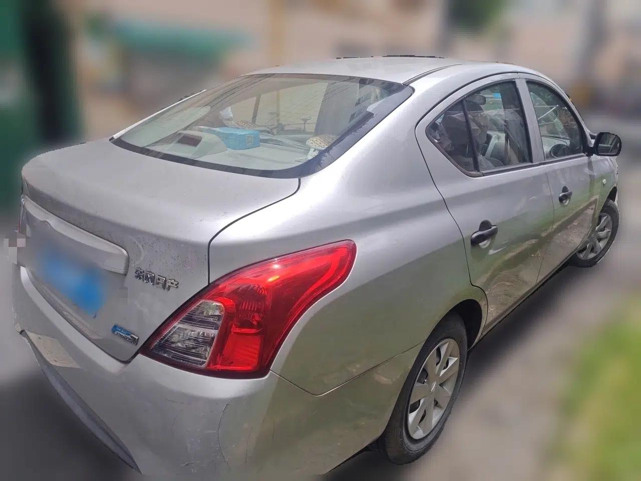 Nissan Sunny 2015 1.5XE CVT Comfort Edition — миниатюра 4