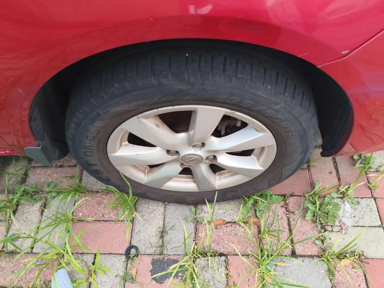 Nissan Sunny 2011 1.5XL CVT Luxury Edition — миниатюра 8