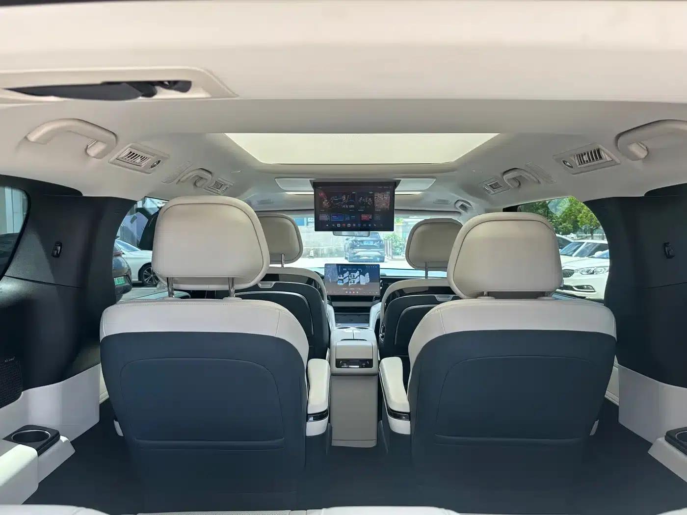 Summer 2026 DM-i 1.5T 218KM Excellent Edition — миниатюра 10