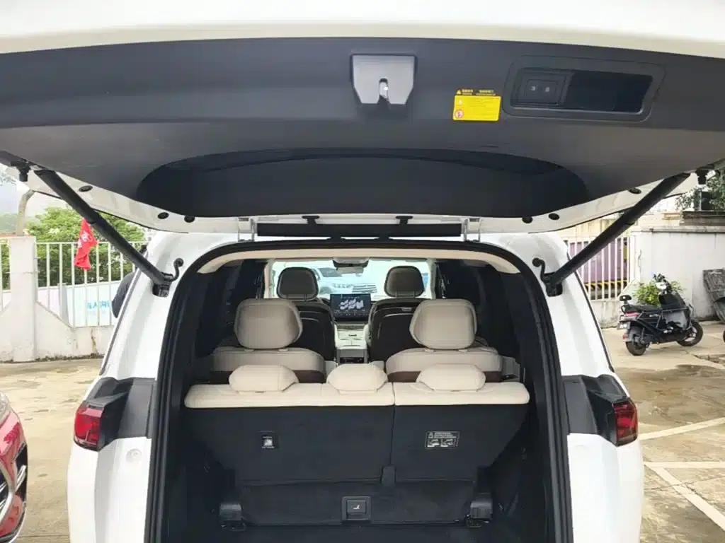 Summer 2025 DM-i 1.5T 180km Excellent Edition — миниатюра 19