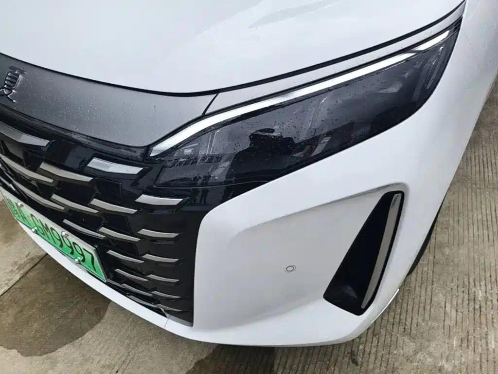 Summer 2025 DM-i 1.5T 180km Excellent Edition — миниатюра 24