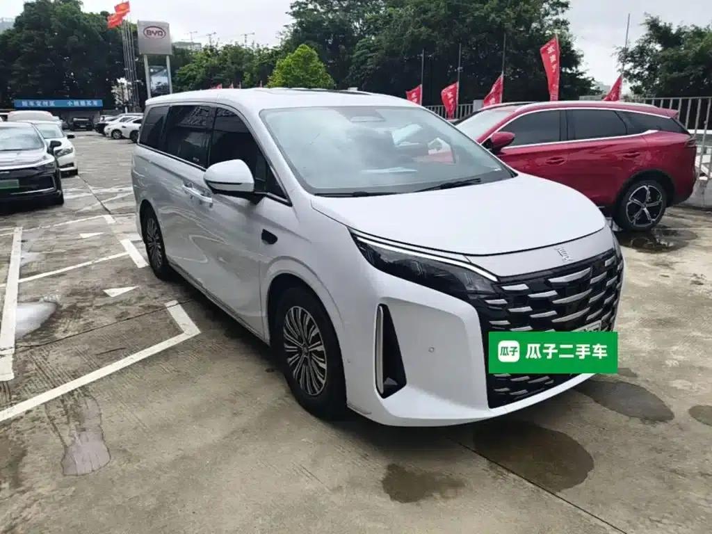Summer 2025 DM-i 1.5T 180km Excellent Edition — миниатюра 4