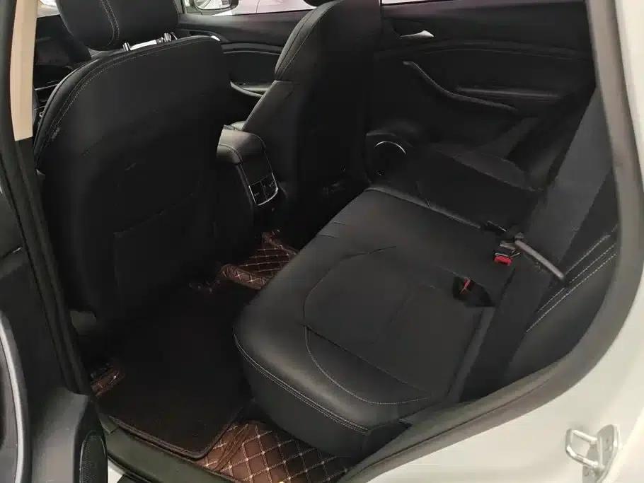 Song 2021 Classic Edition 1.5T Automatic Luxury — миниатюра 11