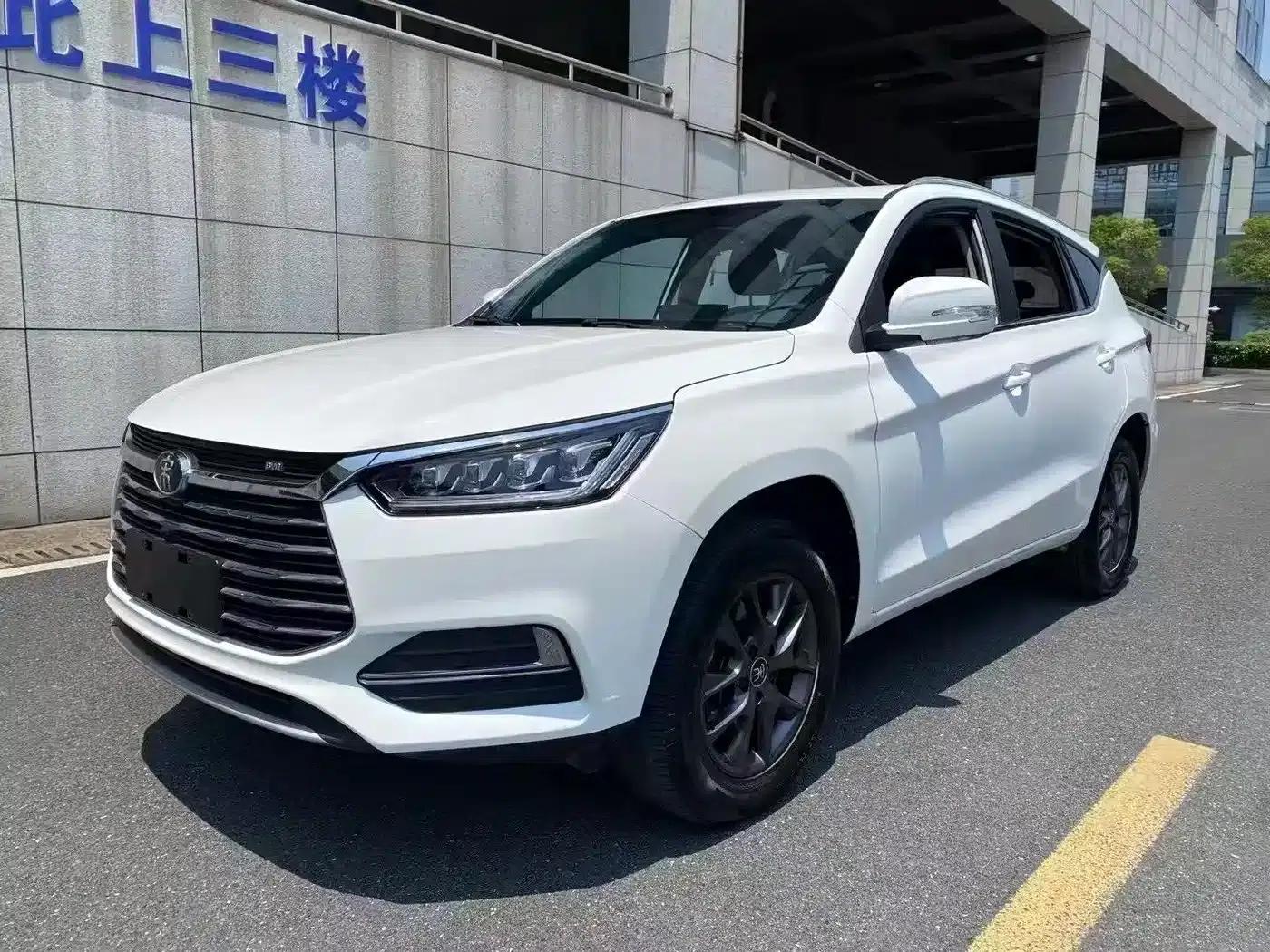 Song 2019 1.5TI Manual Intelligent Connected Dynamic Edition — миниатюра 1