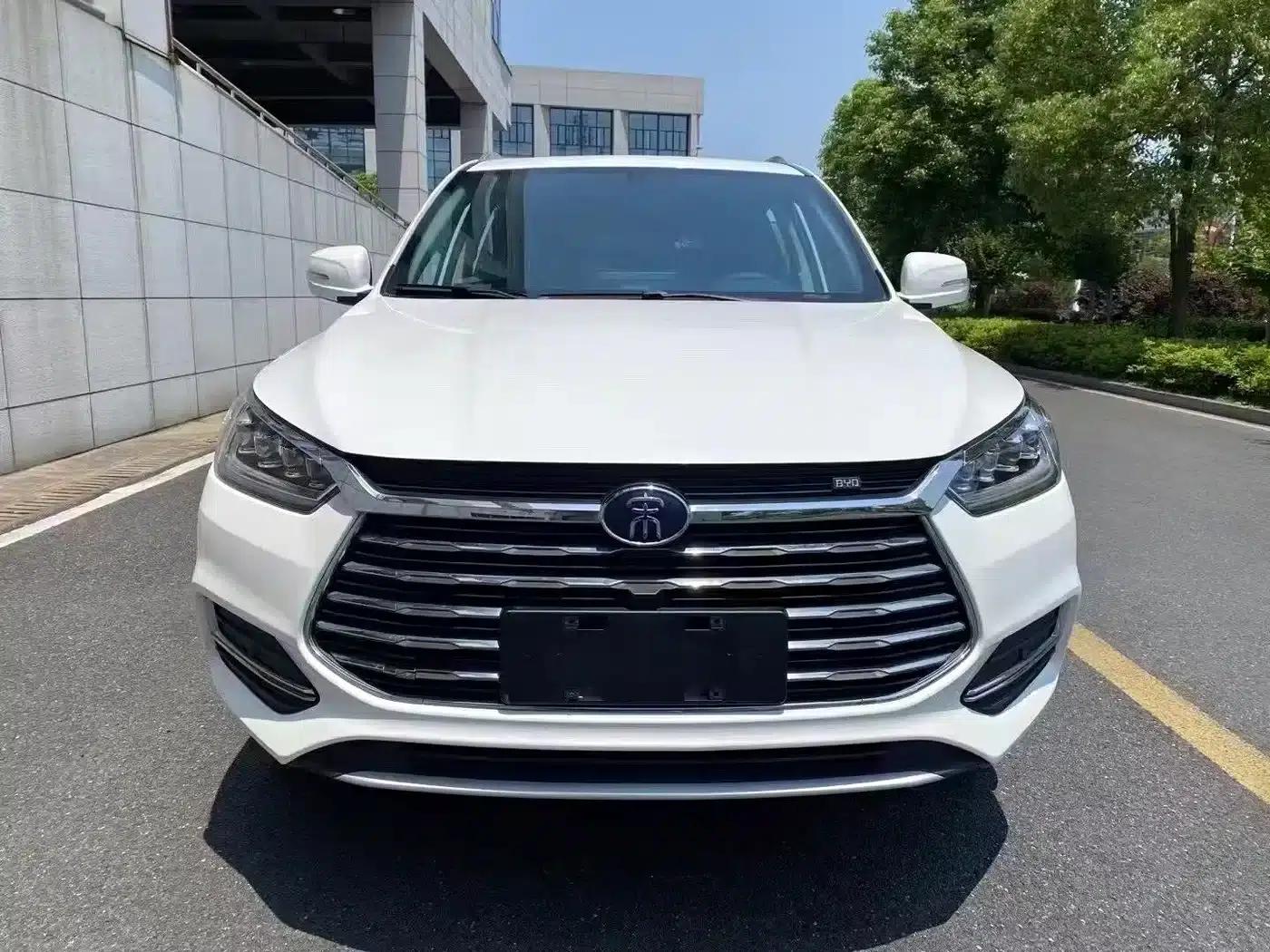 Song 2019 1.5TI Manual Intelligent Connected Dynamic Edition — миниатюра 2
