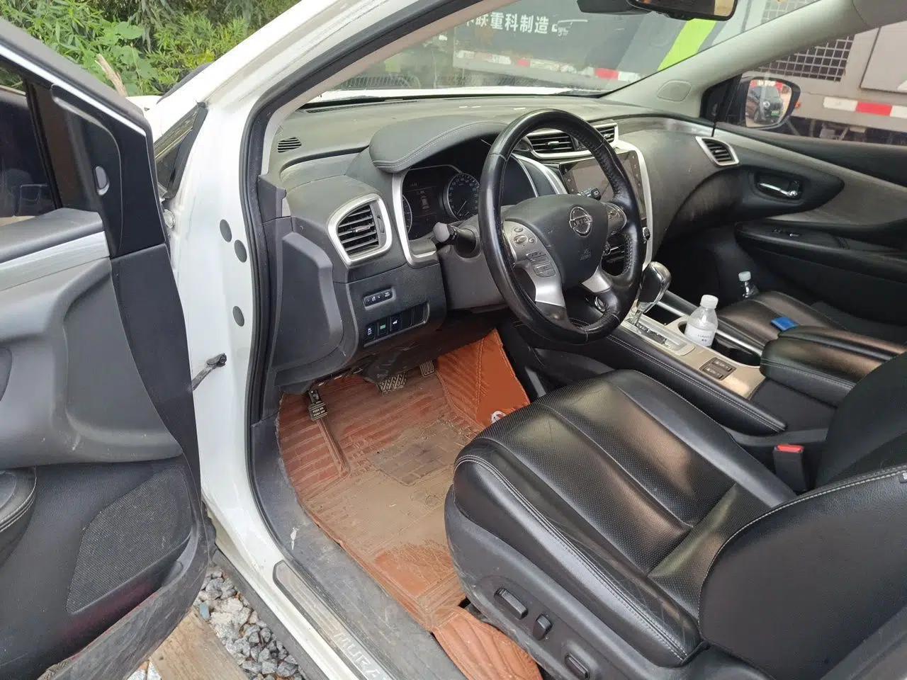Nissan Murano 2021 2.5L XL Two-Wheel Drive Smart Connect Luxury Edition — миниатюра 16