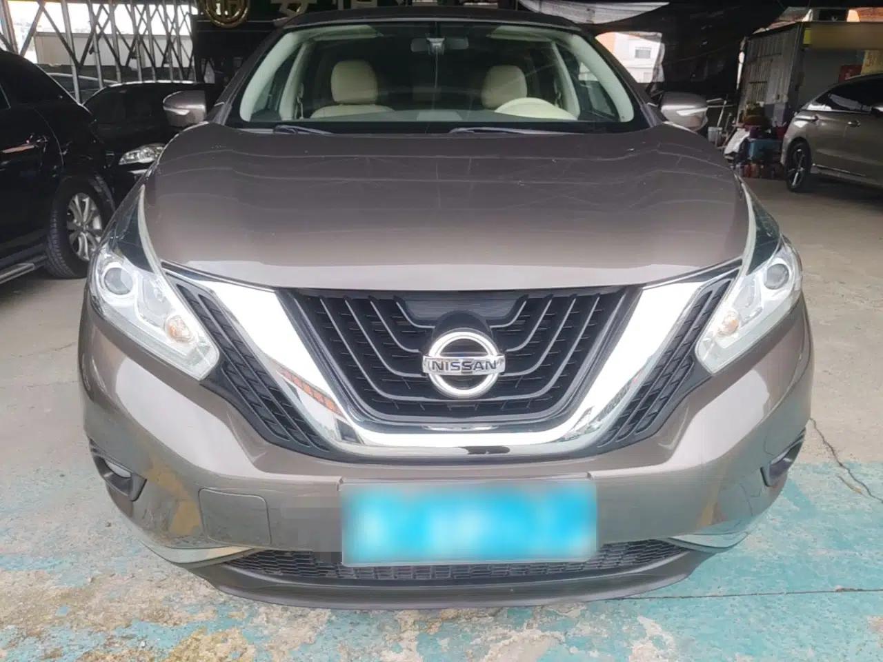 Nissan Murano 2015 2.5L XE Two-Wheel-Drive Elite Edition — миниатюра 2