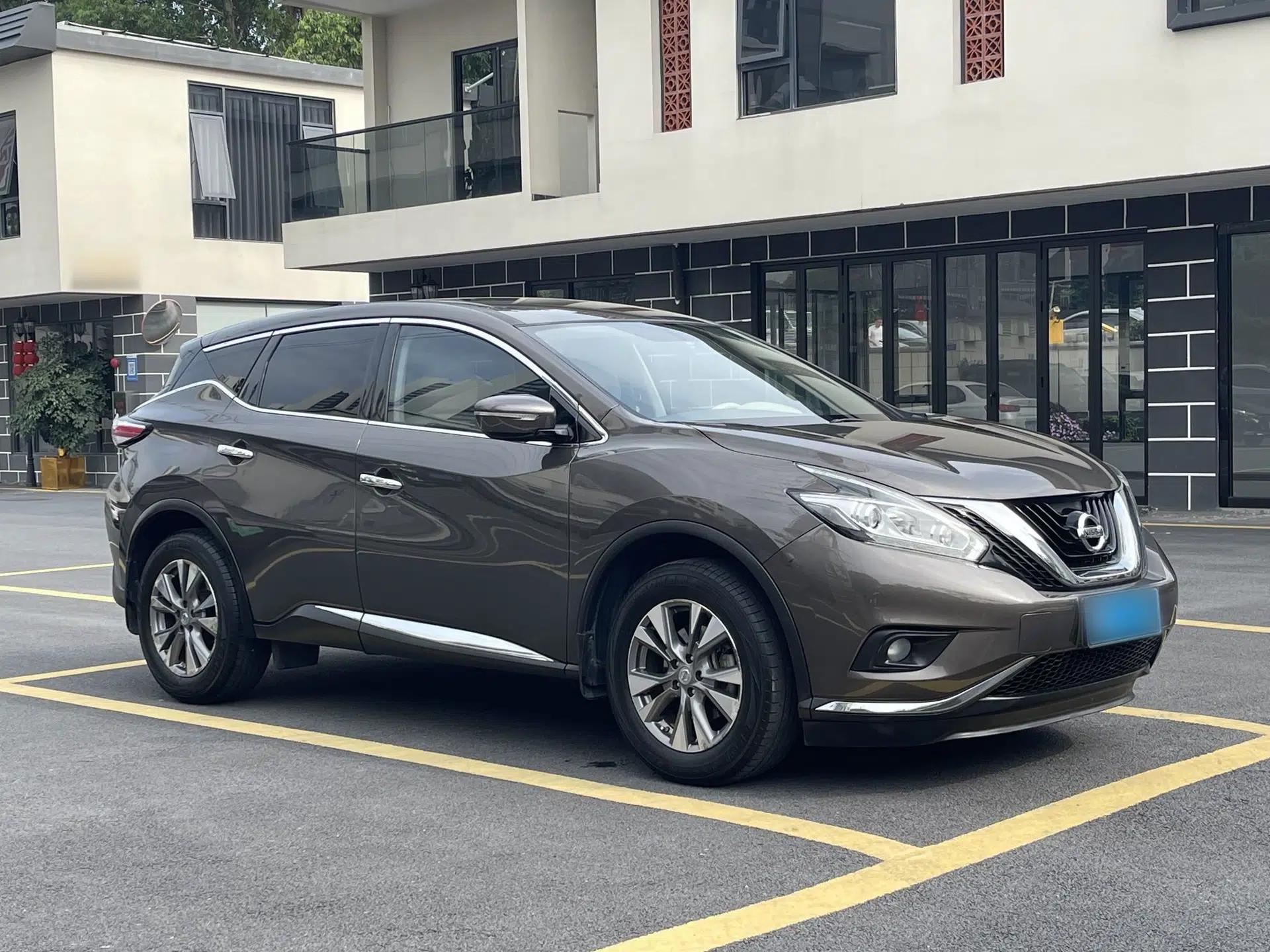 Nissan Murano 2015 2.5L XE Two-Wheel-Drive Elite Edition — миниатюра 16