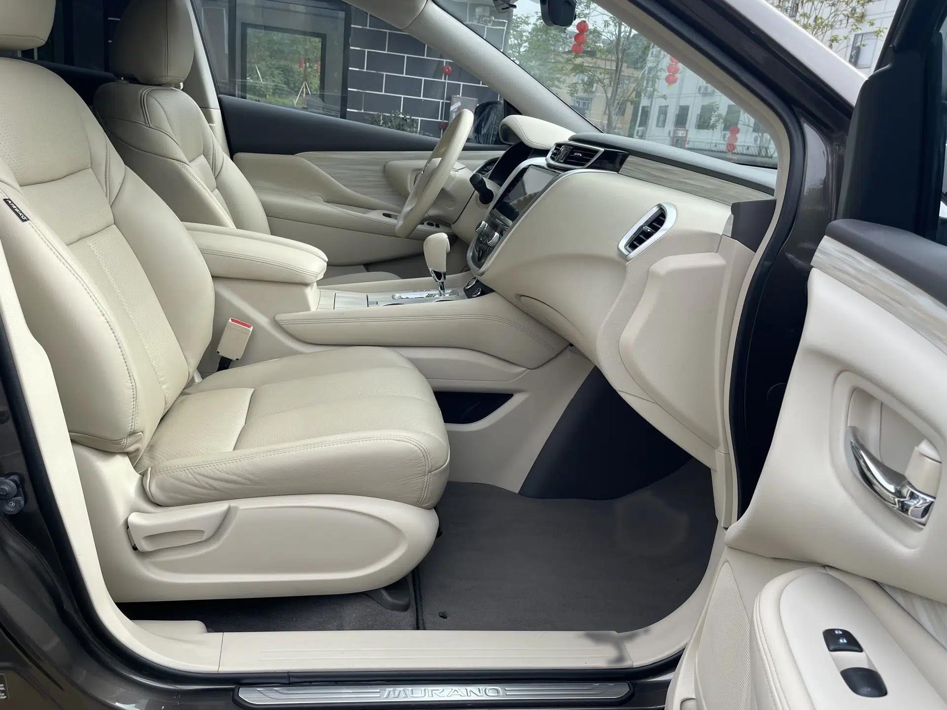 Nissan Murano 2015 2.5L XE Two-Wheel-Drive Elite Edition — миниатюра 34