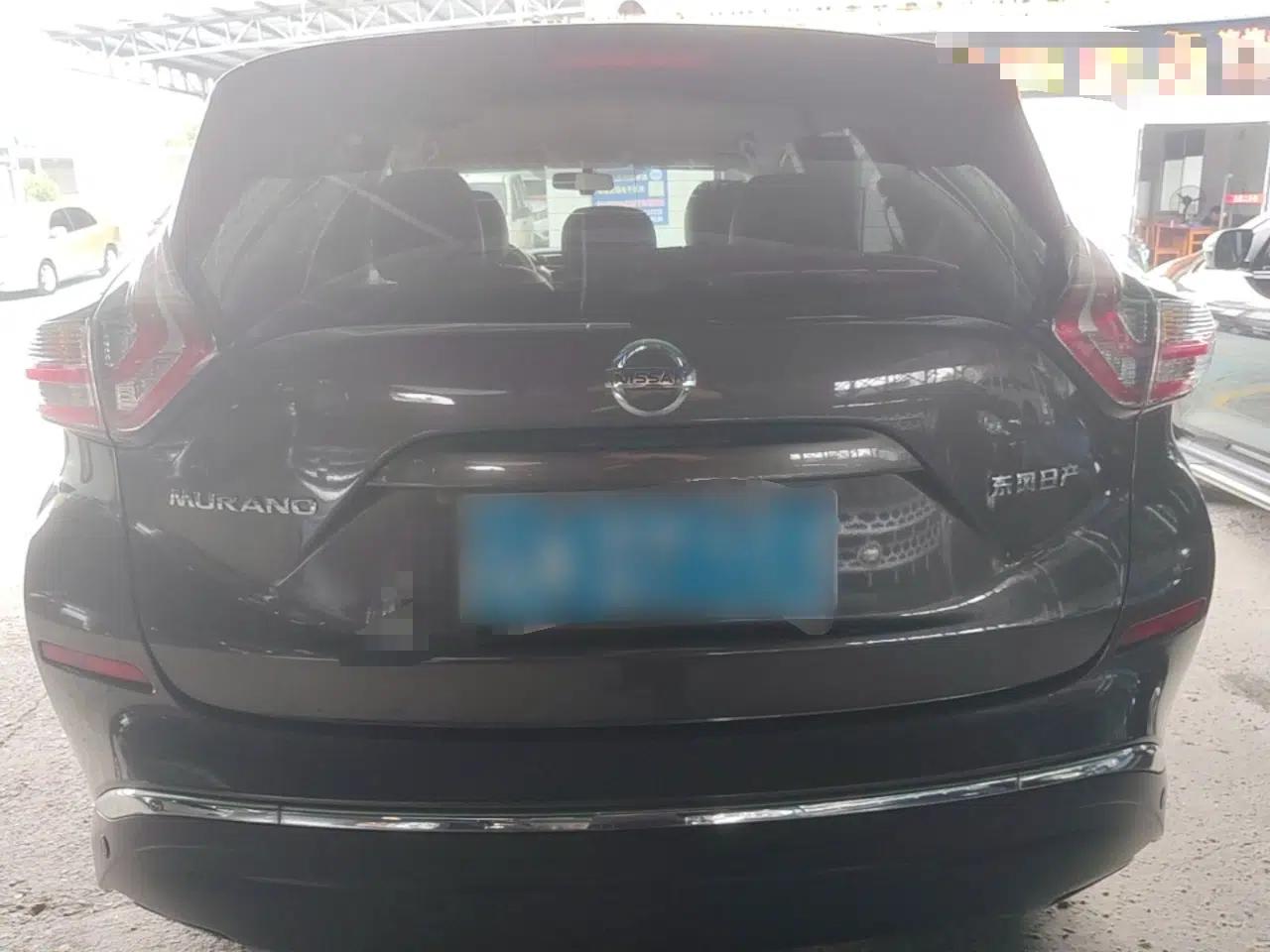 Nissan Murano 2015 2.5L XE Two-Wheel-Drive Elite Edition — миниатюра 5