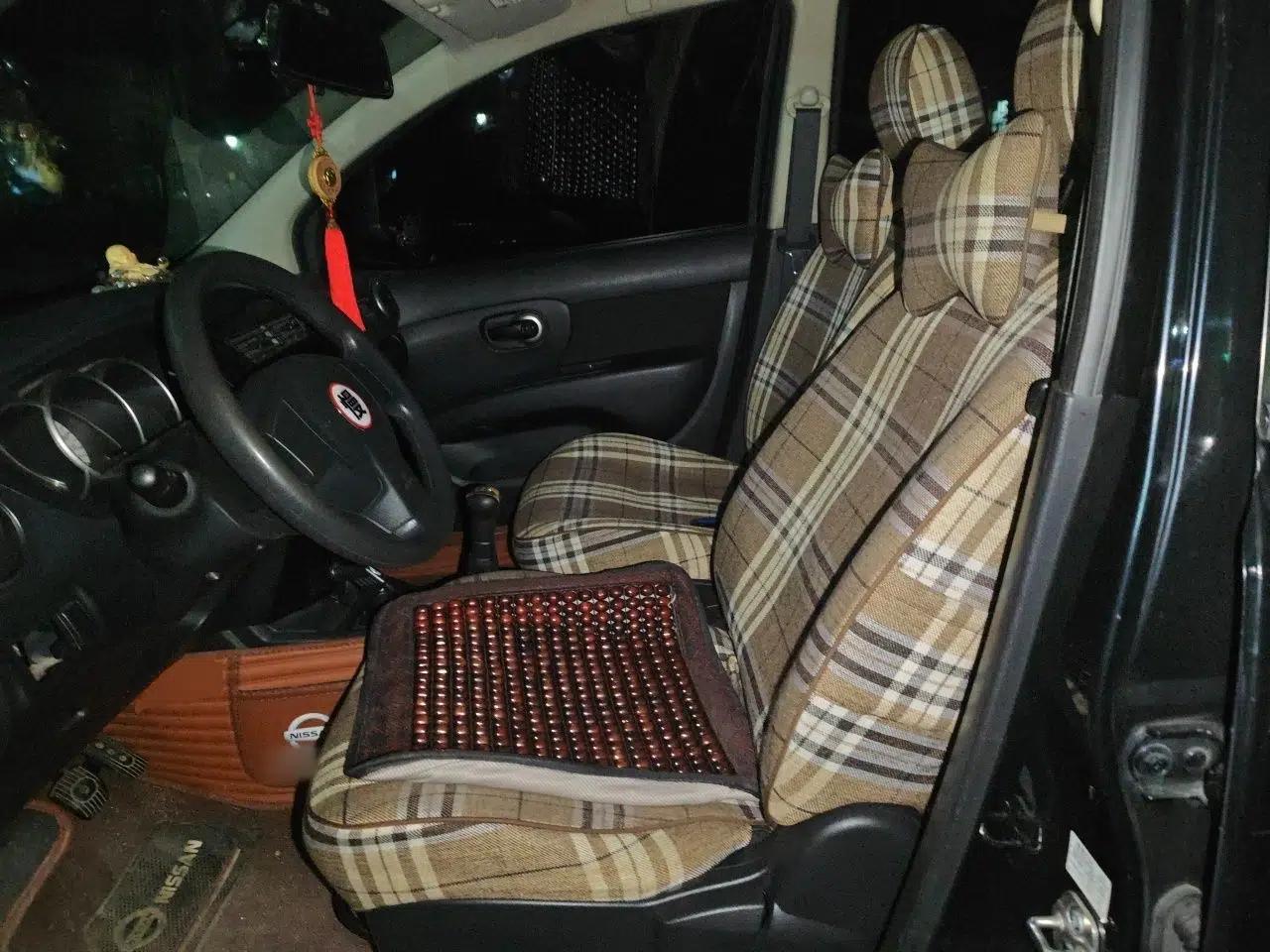 Nissan Livina 2010 Jingyue Edition 1.6L Manual All-Around Model — миниатюра 15
