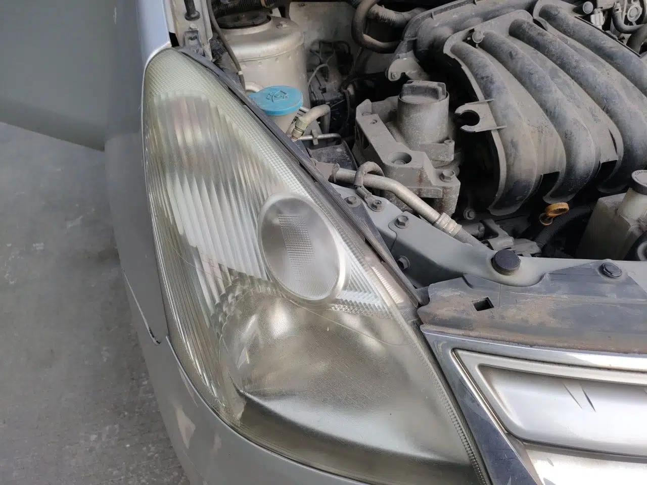 Nissan Livina 2010 Jingyue Edition 1.6L Manual All-Around Model — миниатюра 7