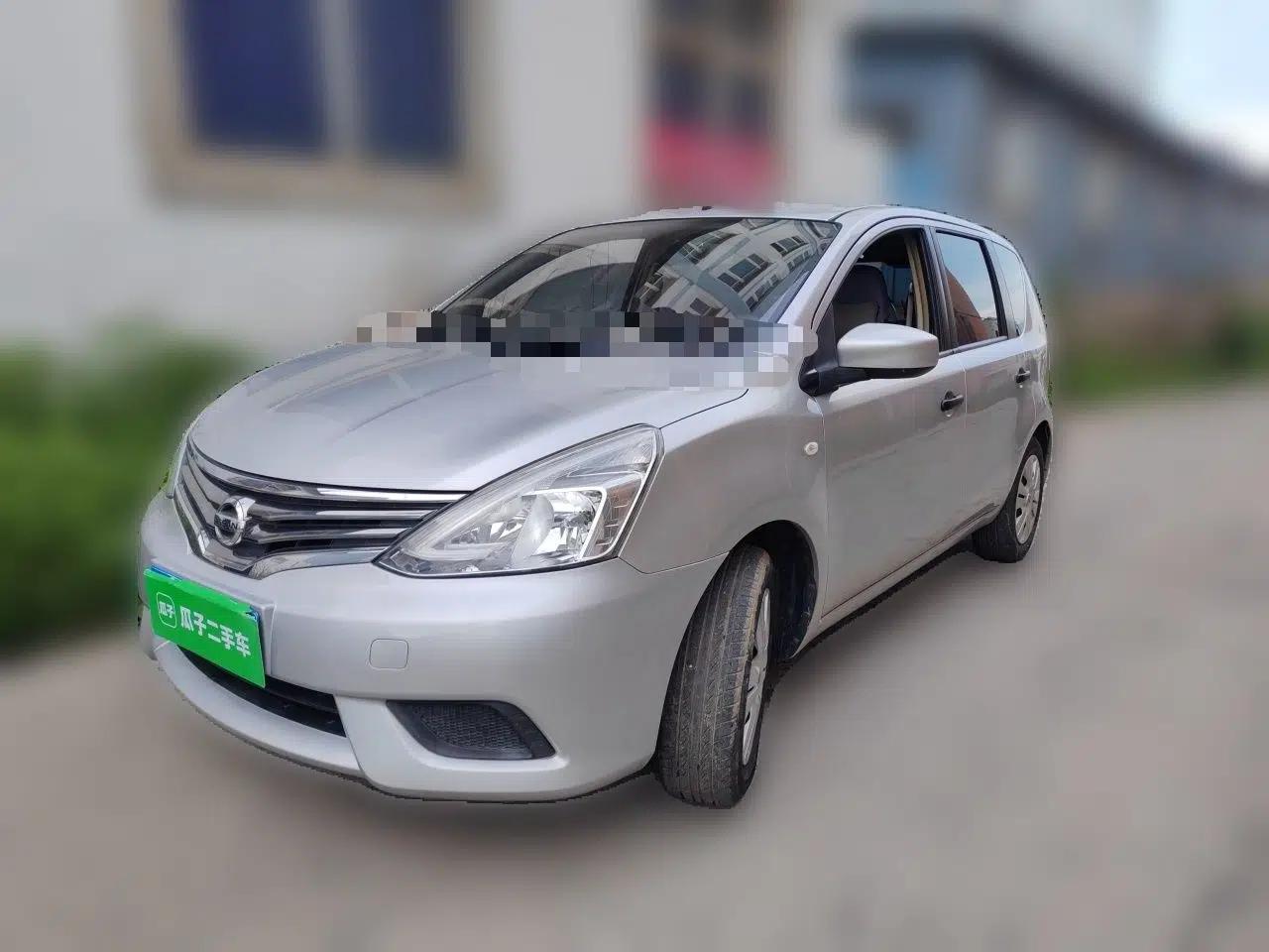 Nissan Livina 2015 1.6XE Manual Comfort Edition — миниатюра 1