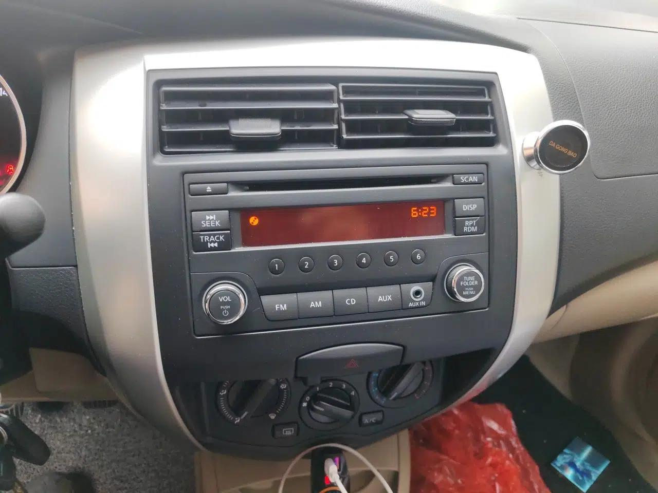 Nissan Livina 2015 1.6XE Manual Comfort Edition — миниатюра 13