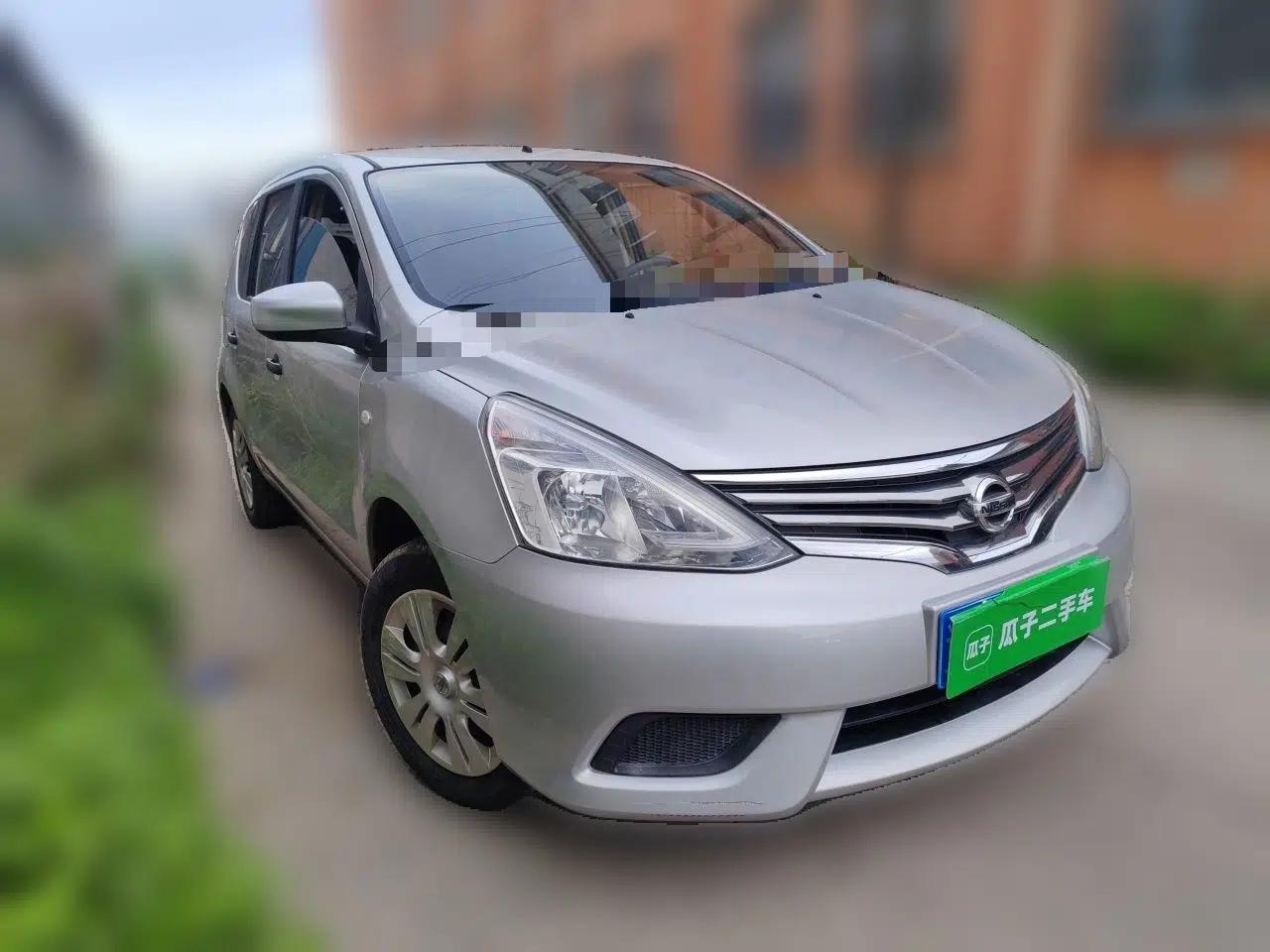 Nissan Livina 2015 1.6XE Manual Comfort Edition — миниатюра 3