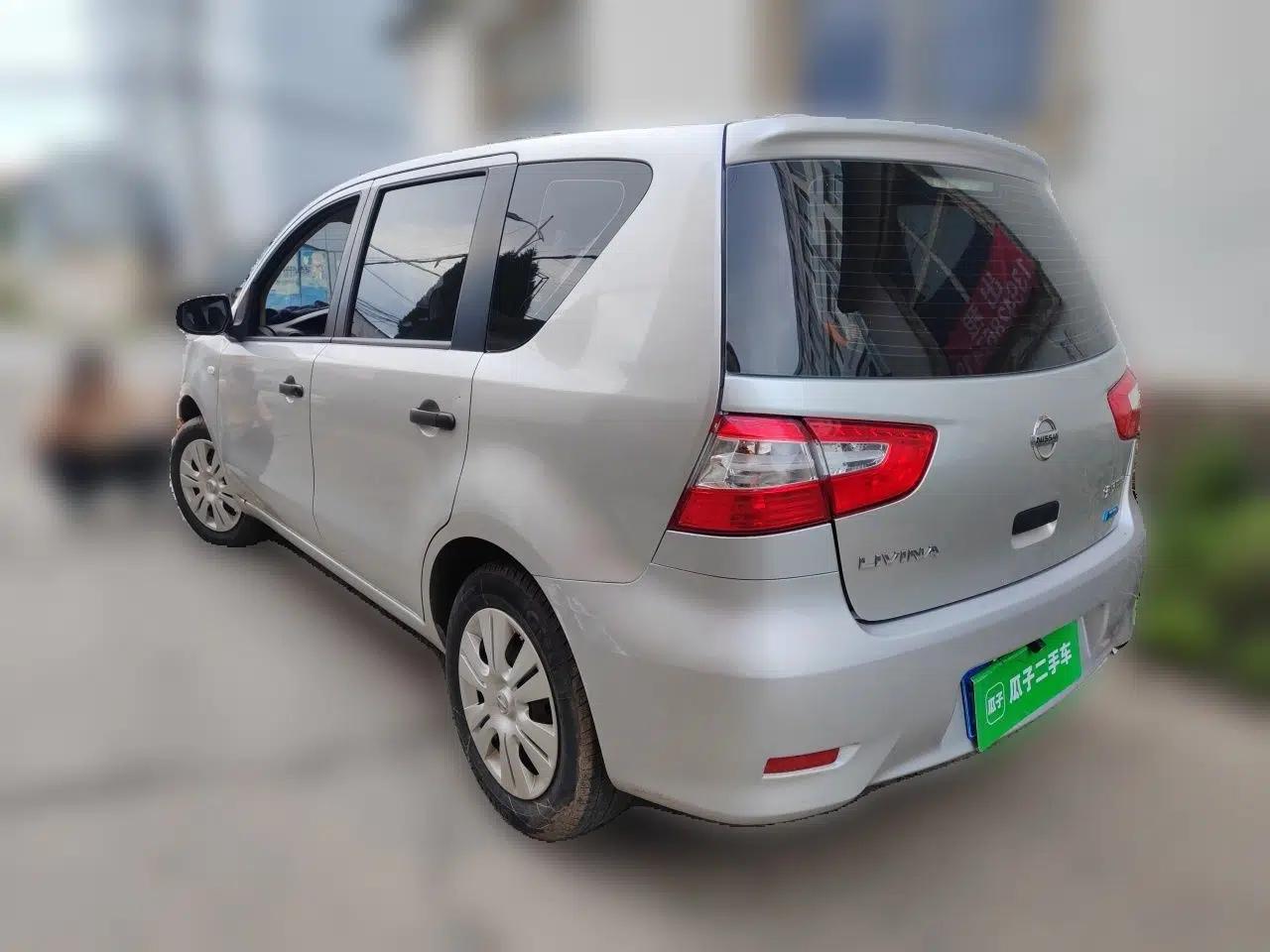 Nissan Livina 2015 1.6XE Manual Comfort Edition — миниатюра 4