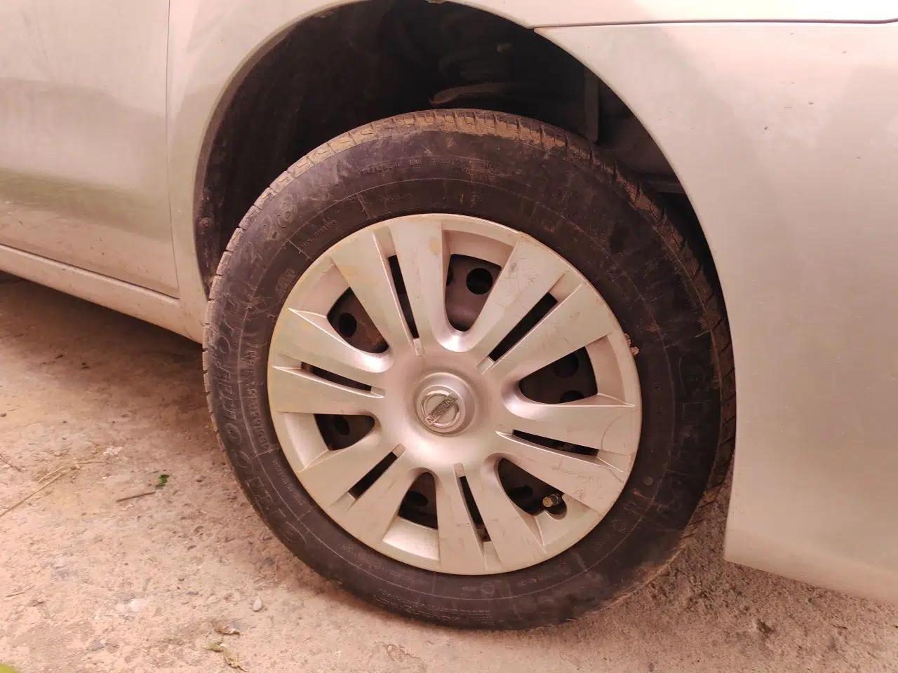 Nissan Livina 2015 1.6XE Manual Comfort Edition — миниатюра 8