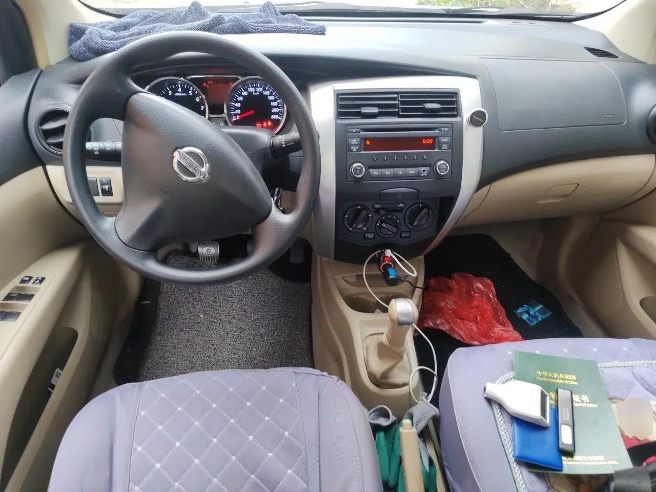 Nissan Livina 2015 1.6XE Manual Comfort Edition — миниатюра 9