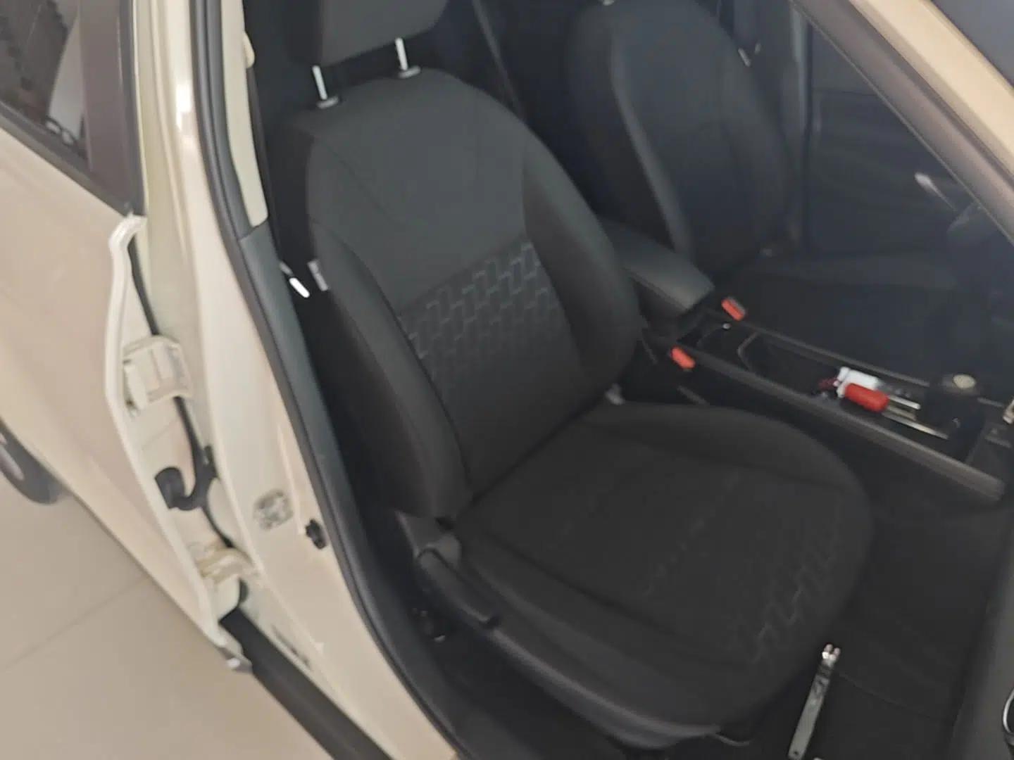 Nissan Kicks 2023 Jingqing Edition 1.5L Combining "Power" with a Stylish Touch — миниатюра 19