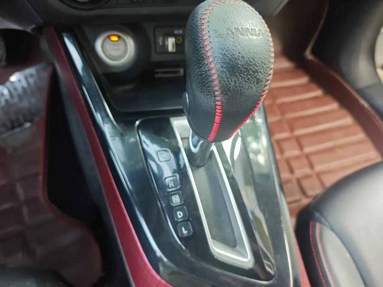 Nissan Lannia 2016 1.6L CVT High-Energy Version — миниатюра 14