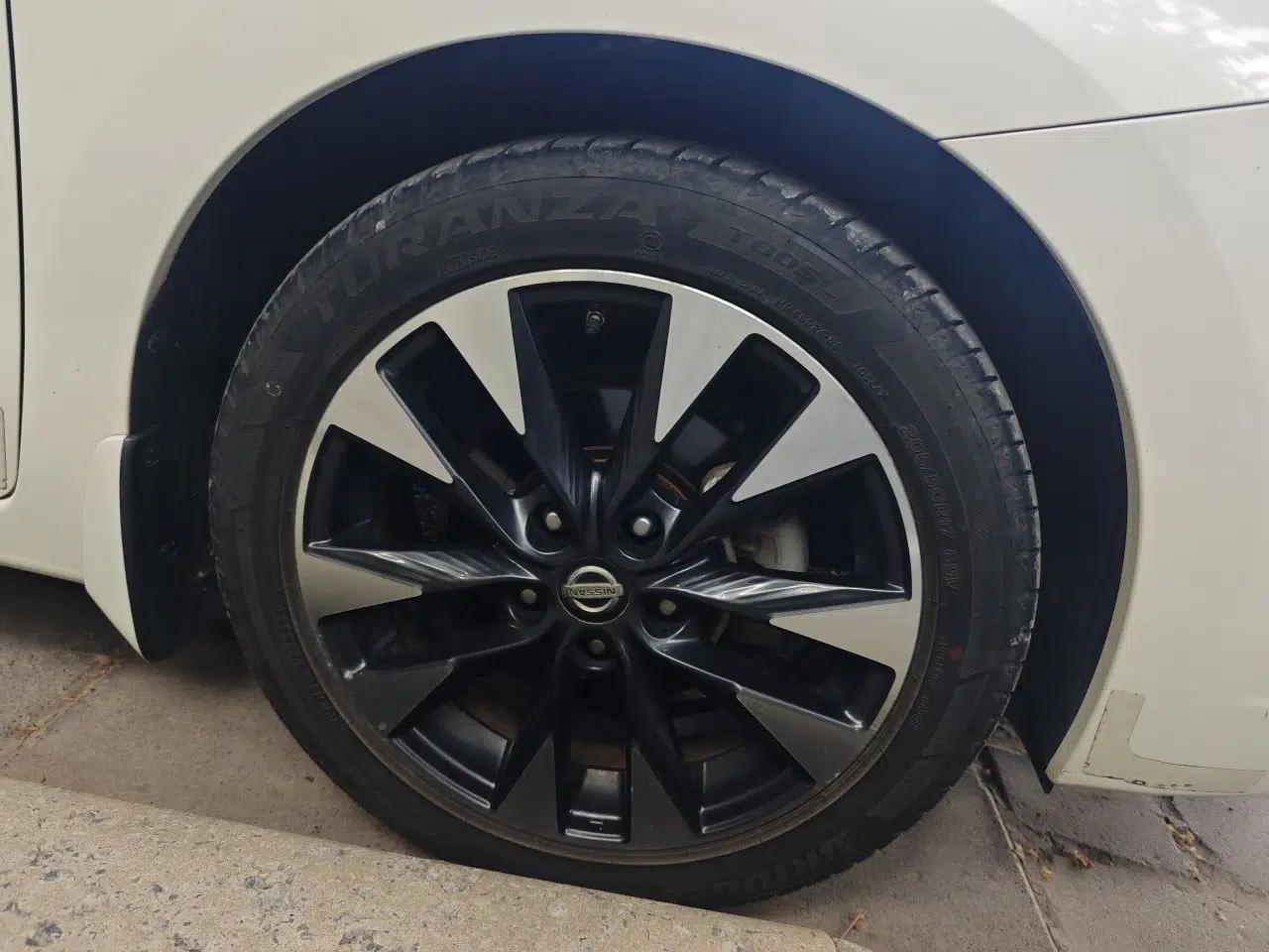 Nissan Lannia 2016 1.6L CVT High-Energy Version — миниатюра 8