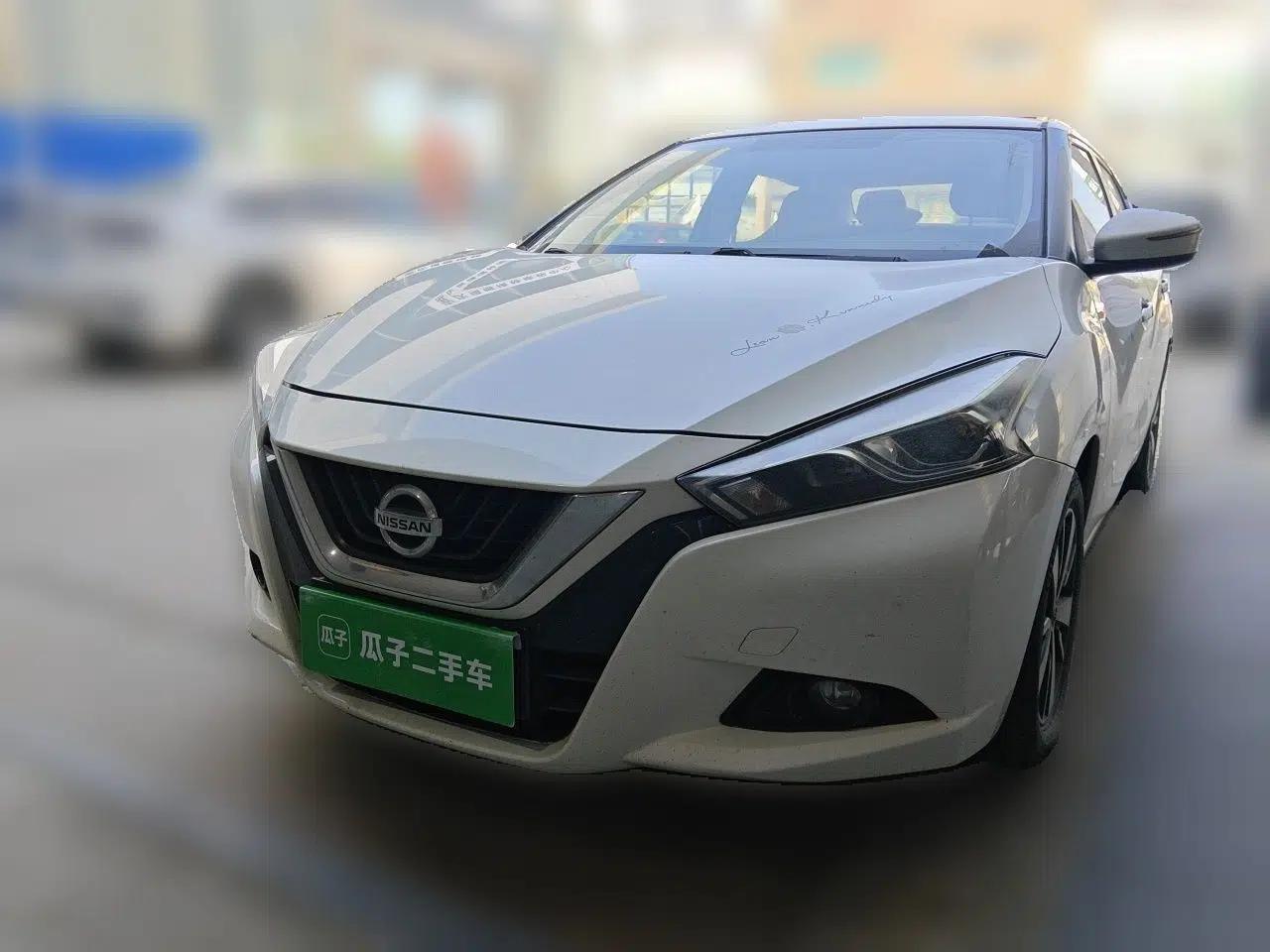 Nissan Lannia 2016 1.6L Manual Cool Edition — миниатюра 1