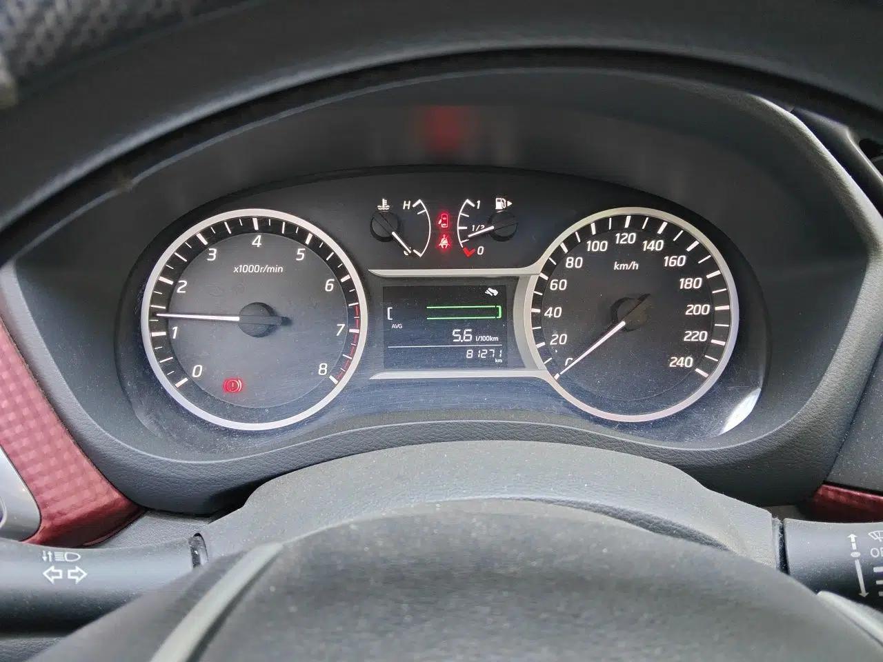 Nissan Lannia 2016 1.6L Manual Cool Edition — миниатюра 11
