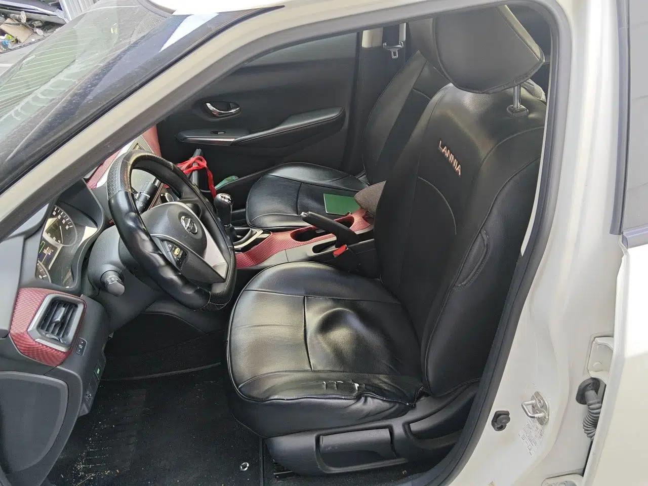 Nissan Lannia 2016 1.6L Manual Cool Edition — миниатюра 15