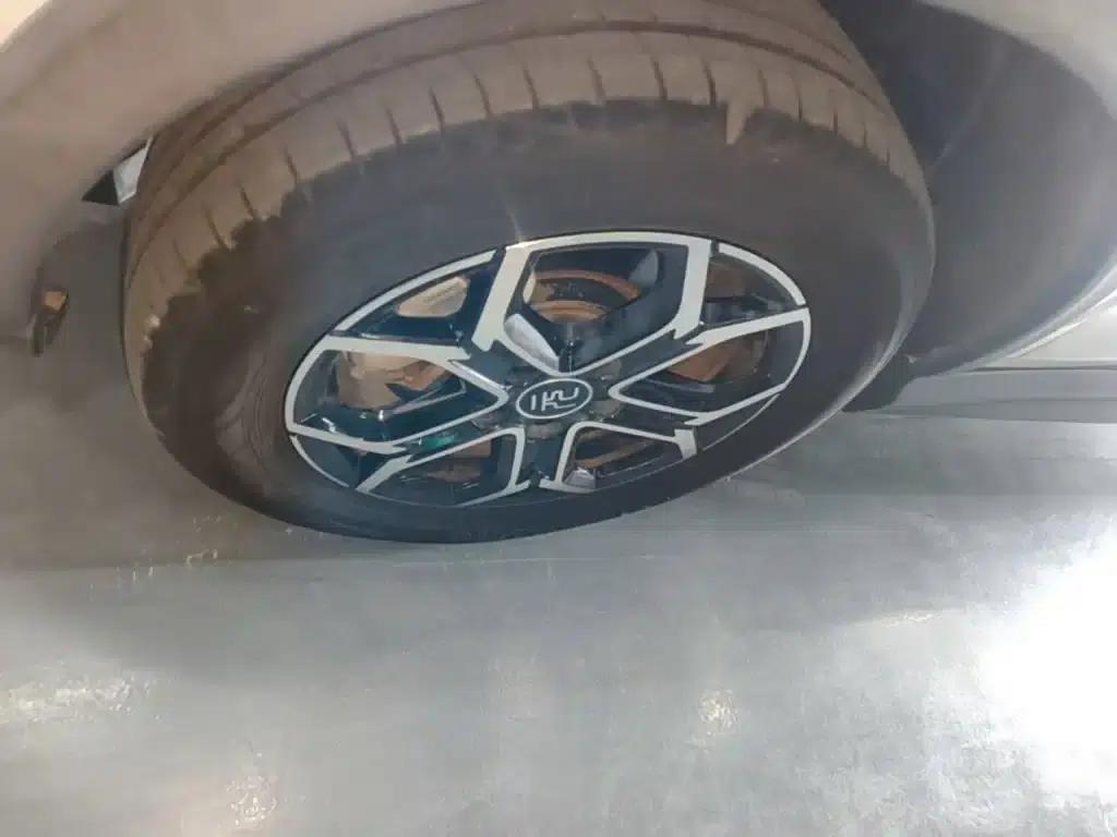 Yuan Pro 2021 401KM Premium — миниатюра 23