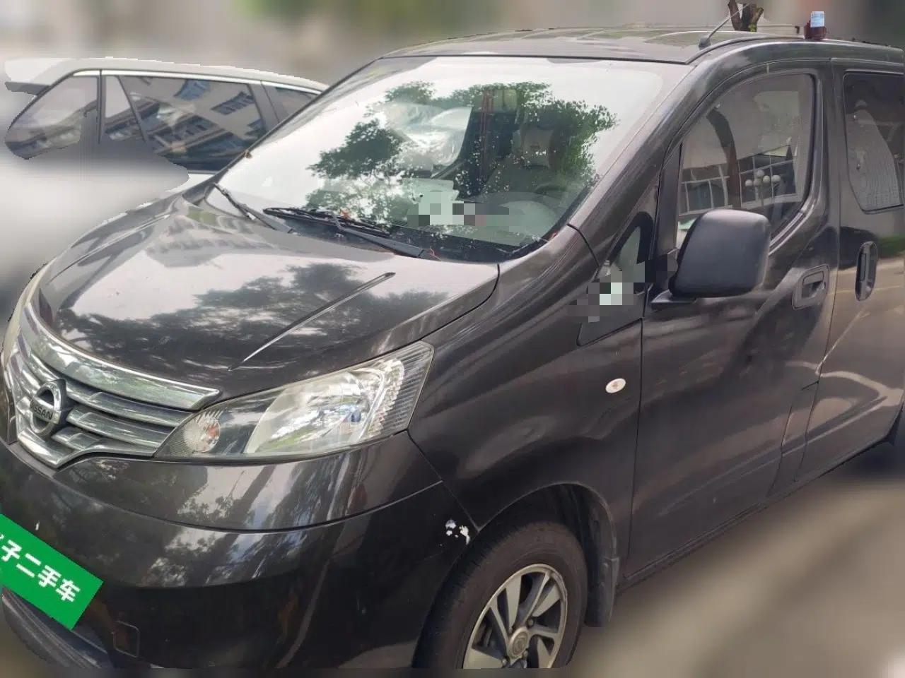 Nissan NV200 2016 1.6L CVT Luxury Model — миниатюра 1