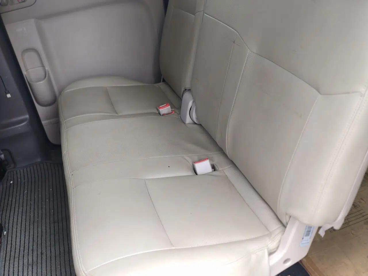 Nissan NV200 2016 1.6L CVT Luxury Model — миниатюра 17