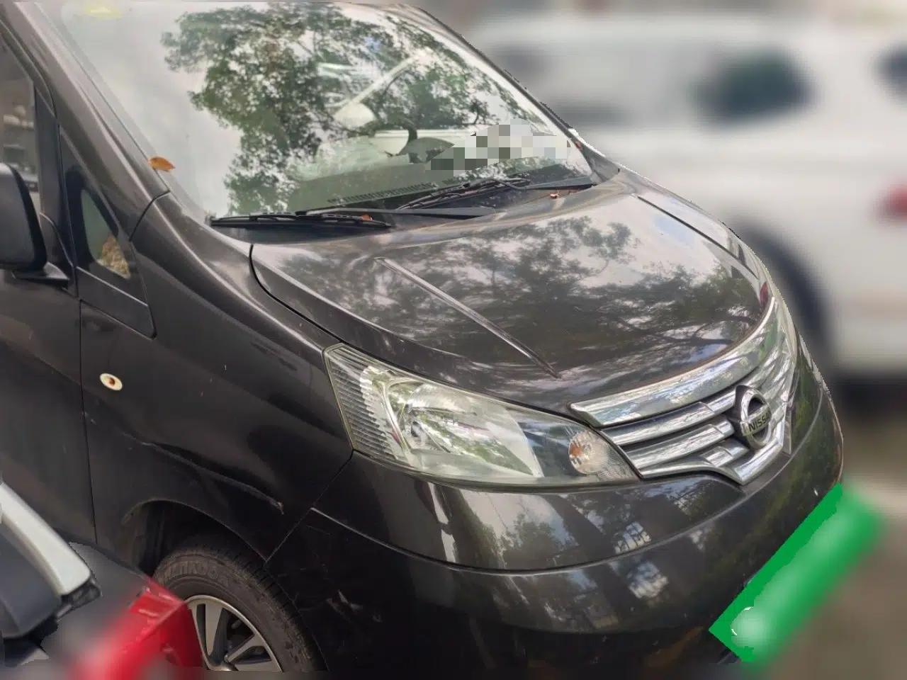 Nissan NV200 2016 1.6L CVT Luxury Model — миниатюра 3