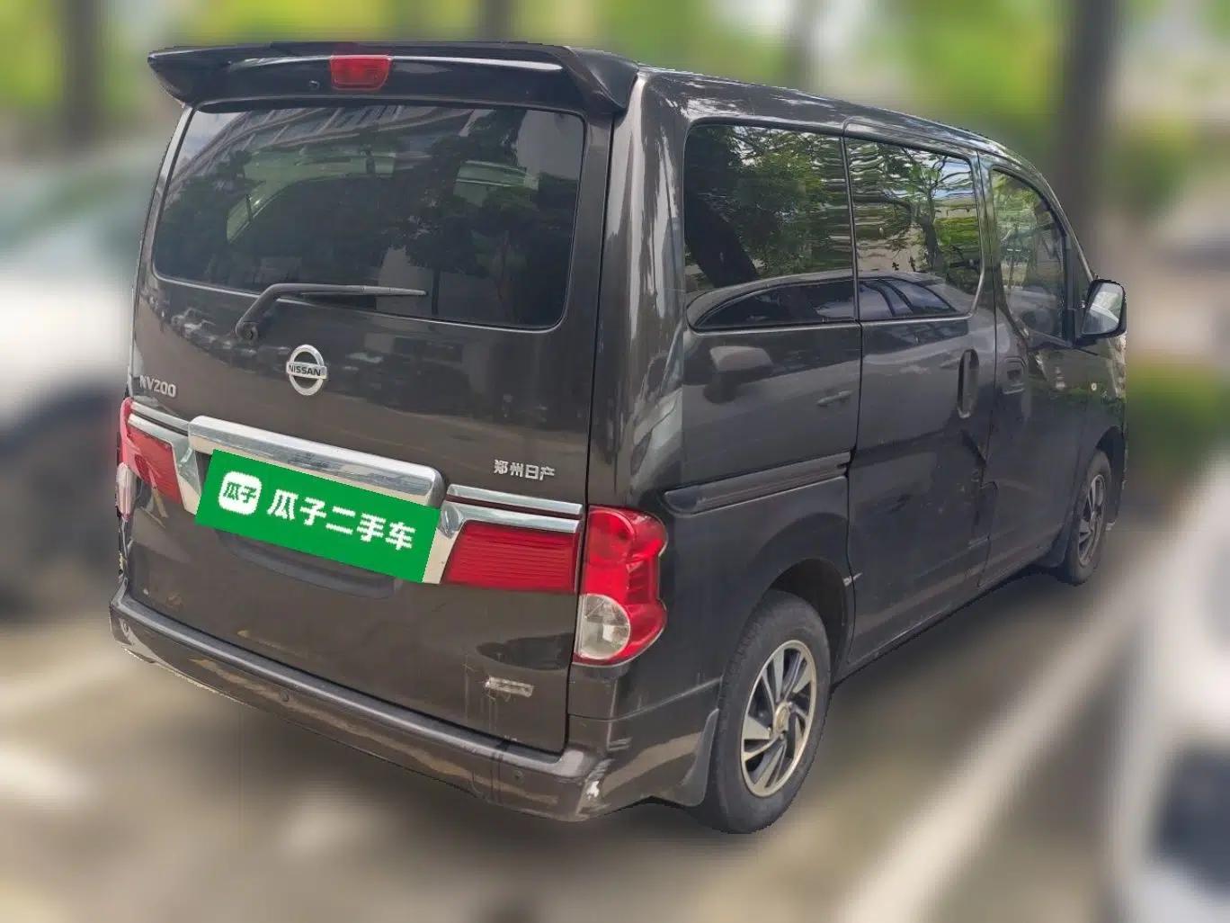 Nissan NV200 2016 1.6L CVT Luxury Model — миниатюра 6