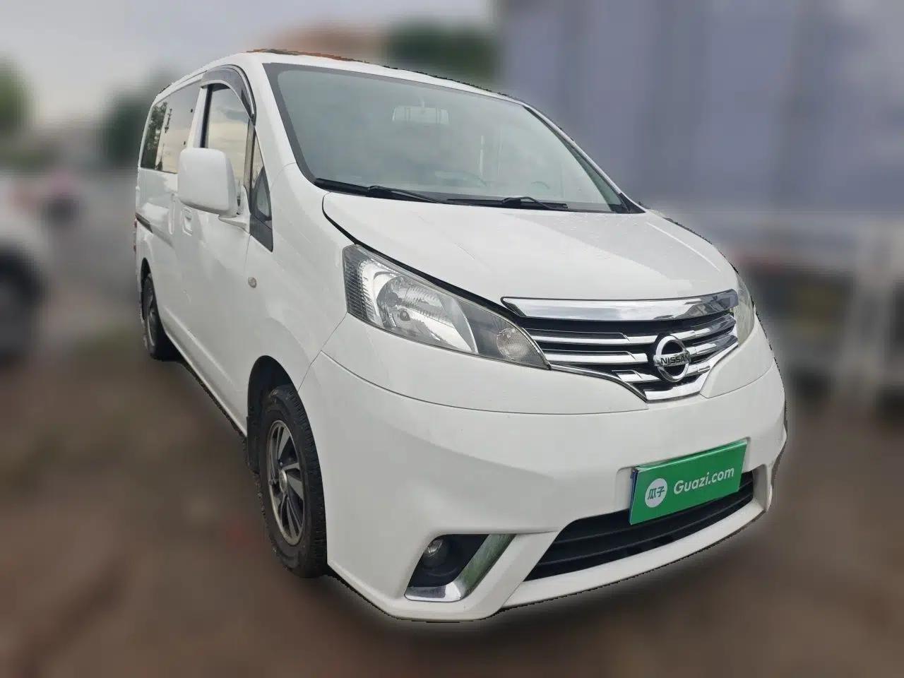 Nissan NV200 2016 1.6L CVT Luxury Model — миниатюра 3