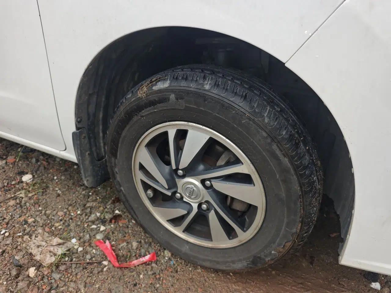 Nissan NV200 2016 1.6L CVT Luxury Model — миниатюра 8