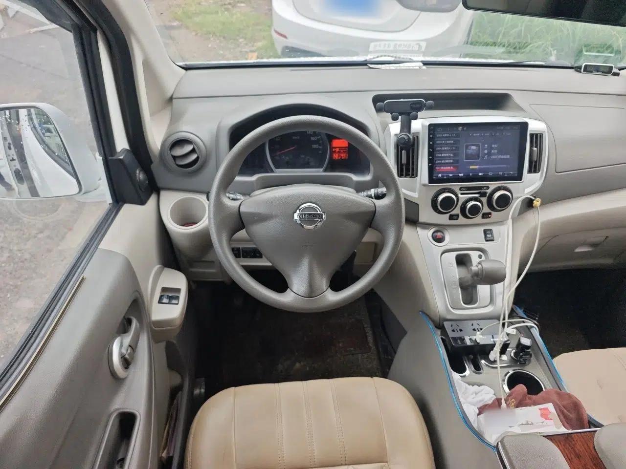 Nissan NV200 2016 1.6L CVT Luxury Model — миниатюра 10
