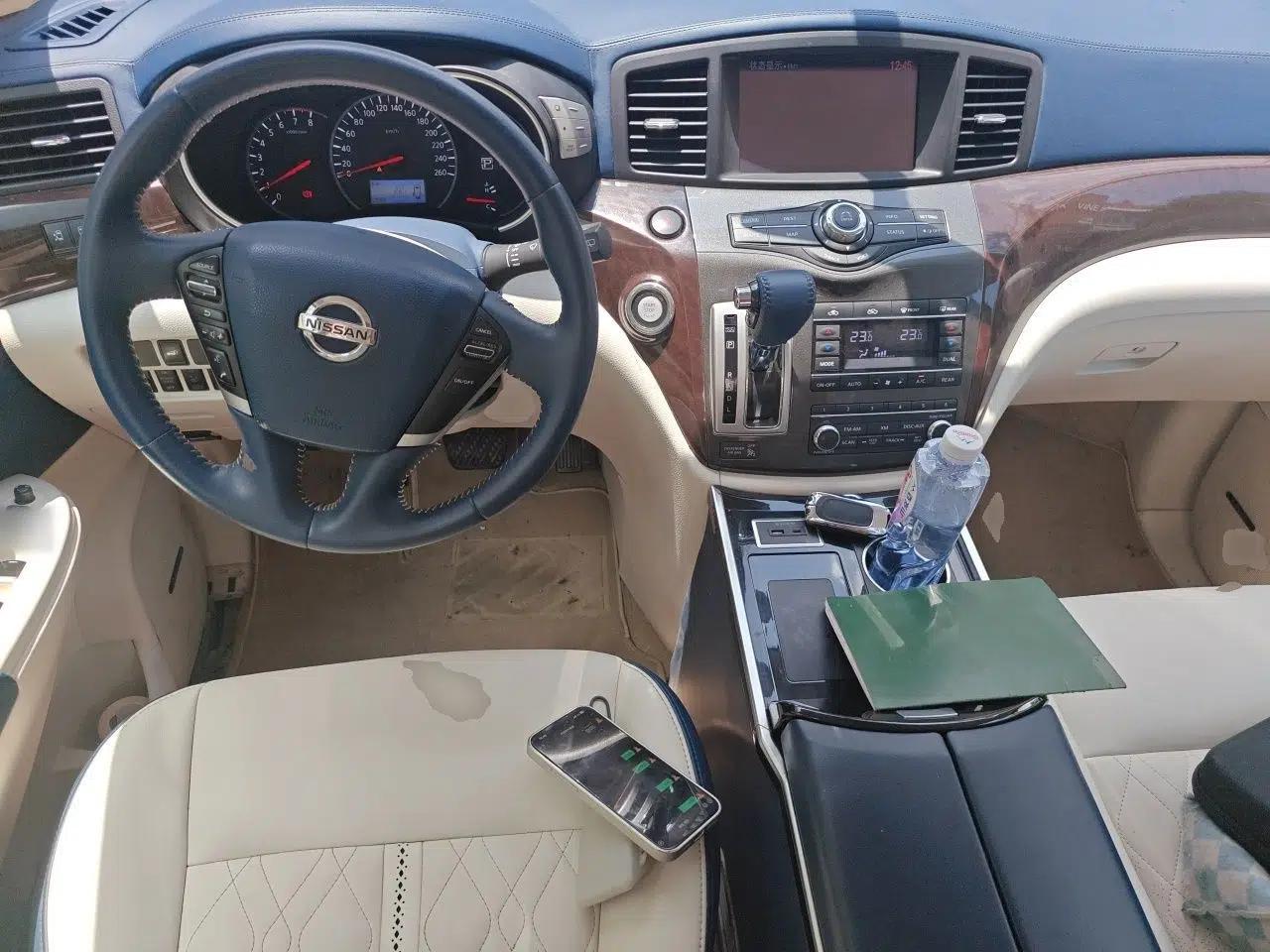 Nissan Quest 2015 3.5L SL — миниатюра 9