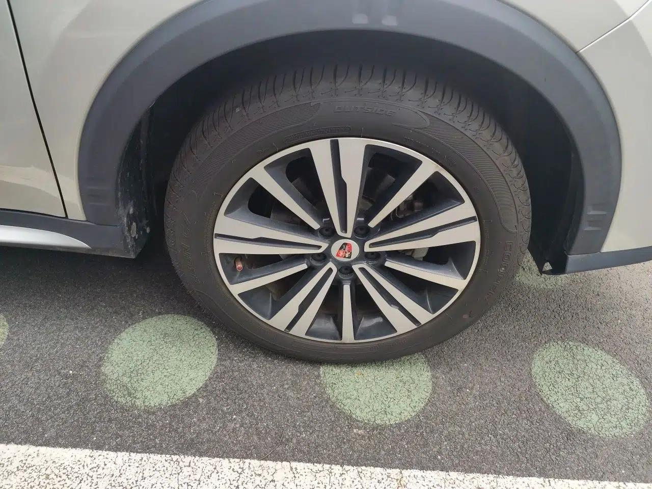 Roewe RX5 2020 20T Automatic 4G Connect Excellence Edition — миниатюра 8
