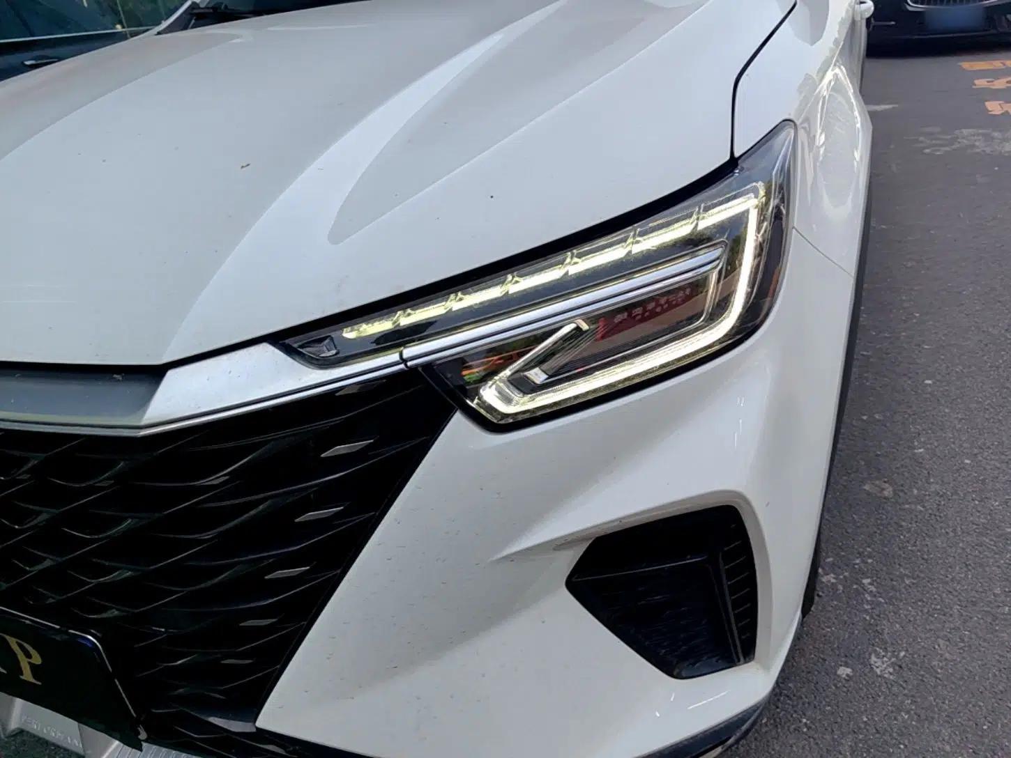 Roewe RX5 2023 PLUS 330TGI Automatic Trendsetting Smart Edition — миниатюра 8