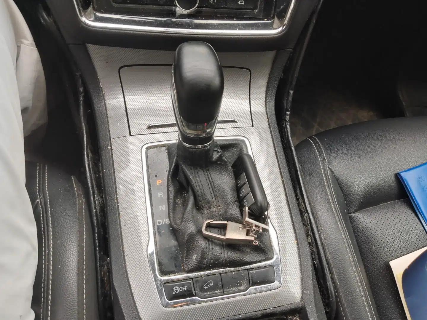 Roewe RX5 2020 20T Automatic 4G Connect Superior Flagship Edition — миниатюра 14