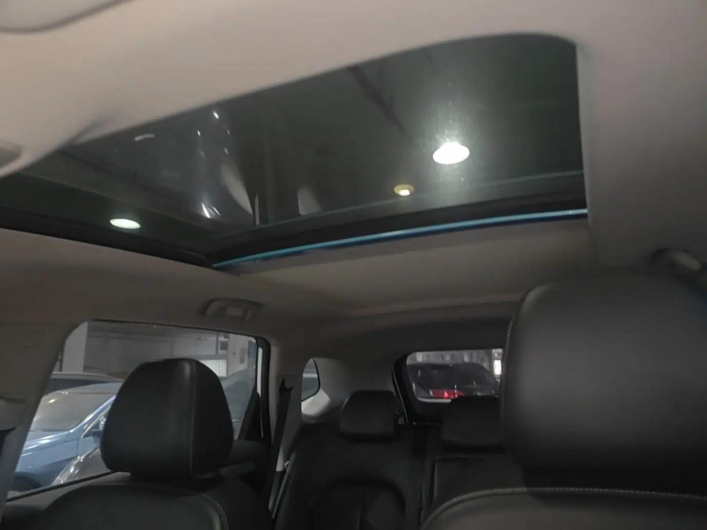 Roewe RX5 2016 20T Two-Wheel Drive Automatic Flagship Edition — миниатюра 21