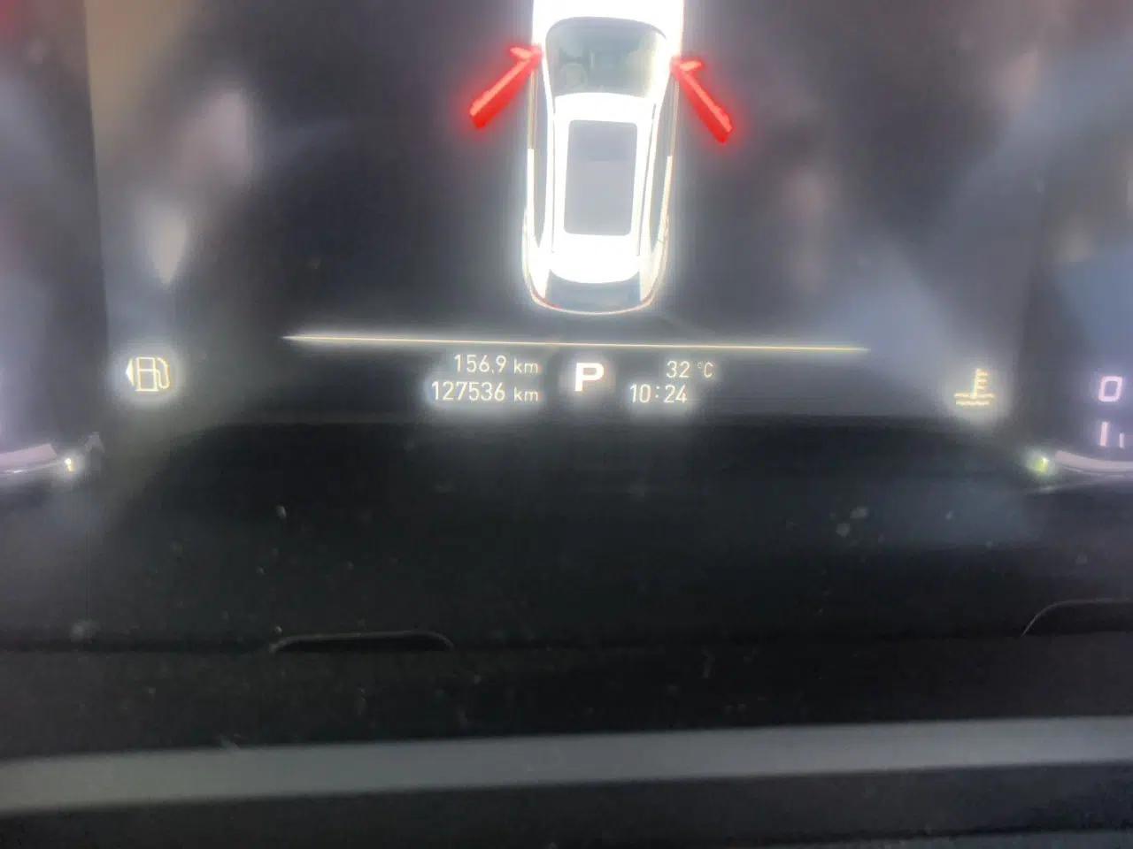 Roewe RX5 2016 30T Two-Wheel Drive Automatic Internet Smart Edition — миниатюра 12
