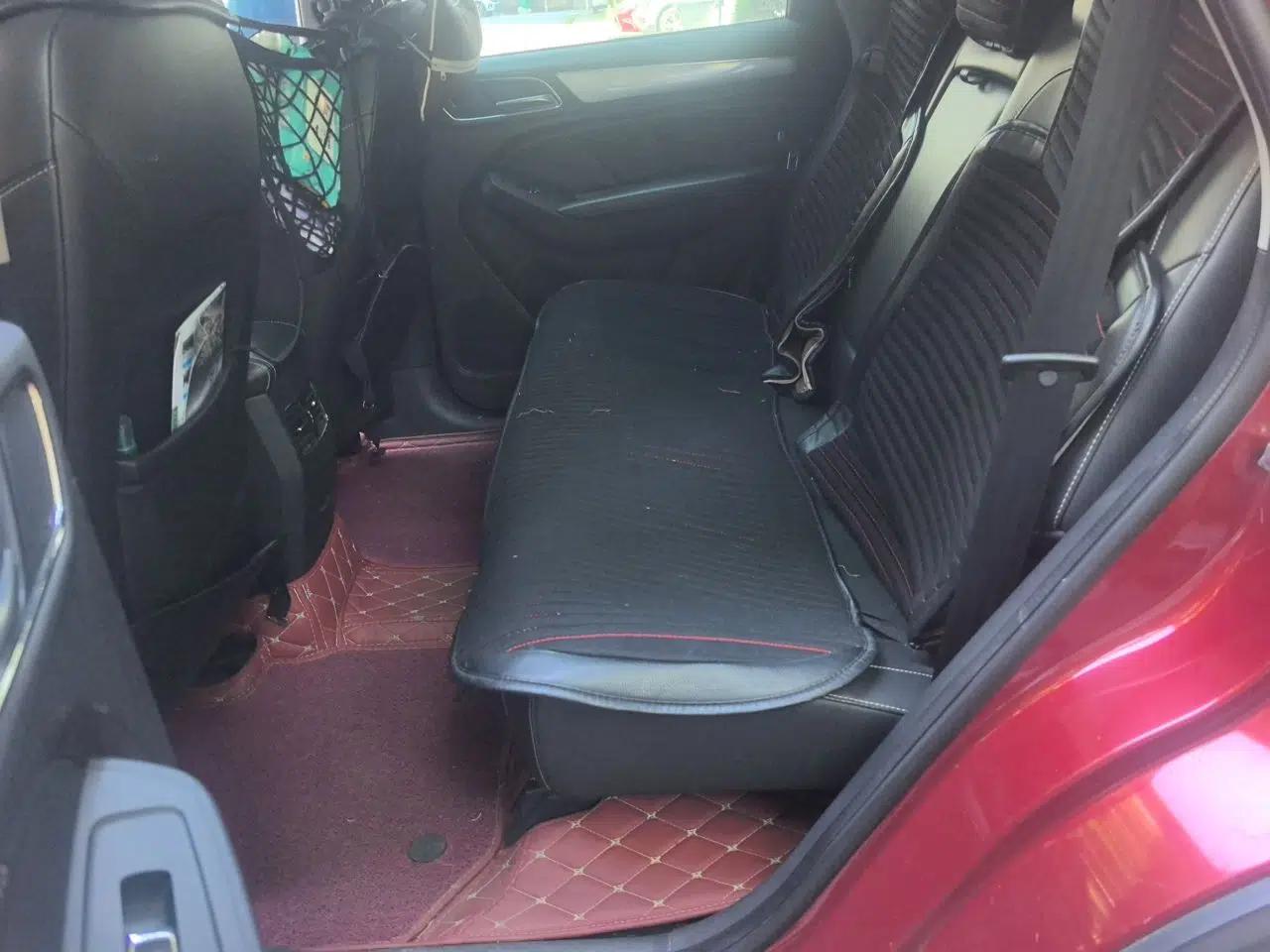 Roewe RX5 2016 30T Two-Wheel Drive Automatic Internet Smart Edition — миниатюра 17