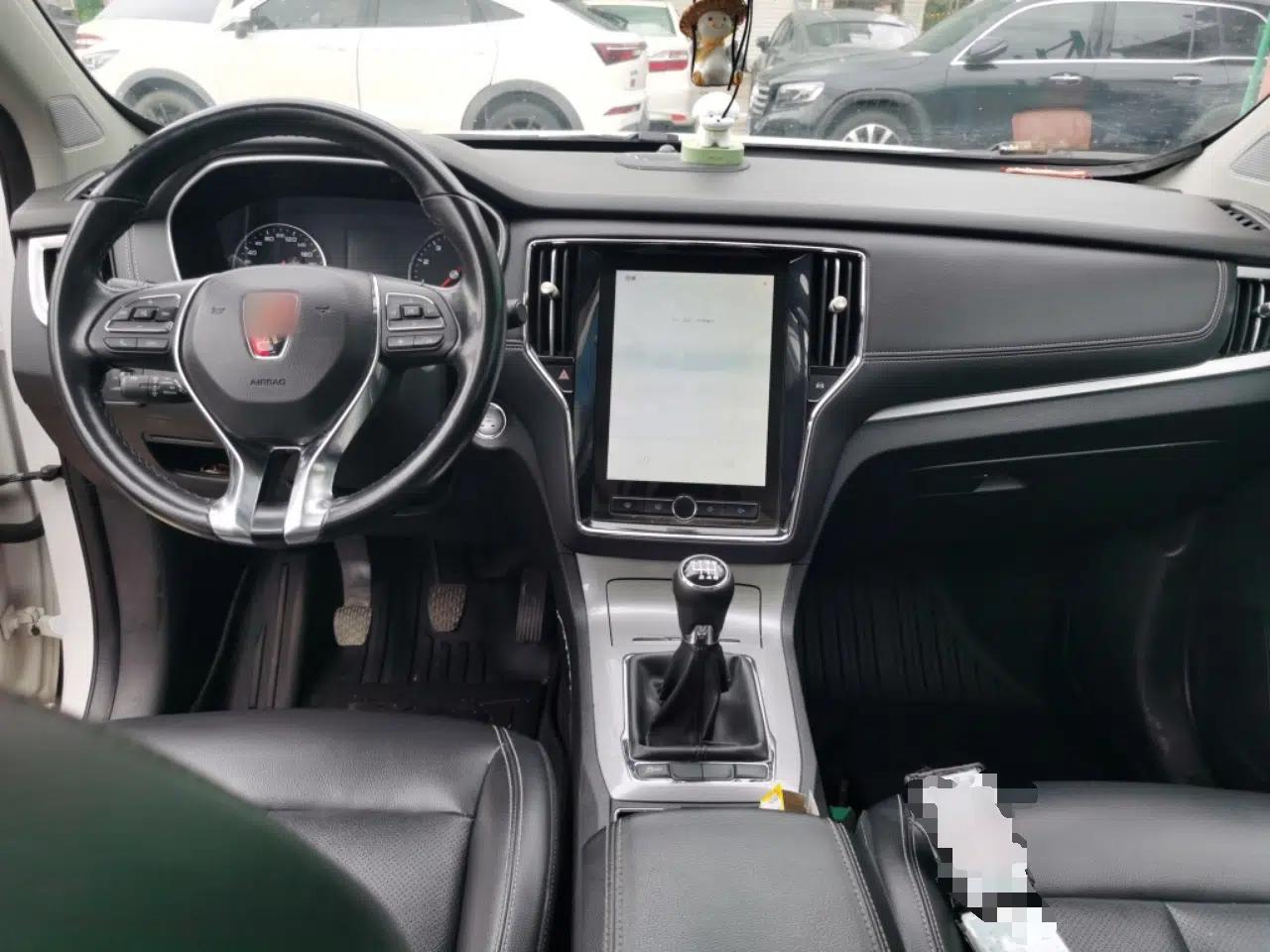 Roewe RX5 2018 20T Two-Wheel Drive Manual Internet Smart Edition — миниатюра 9