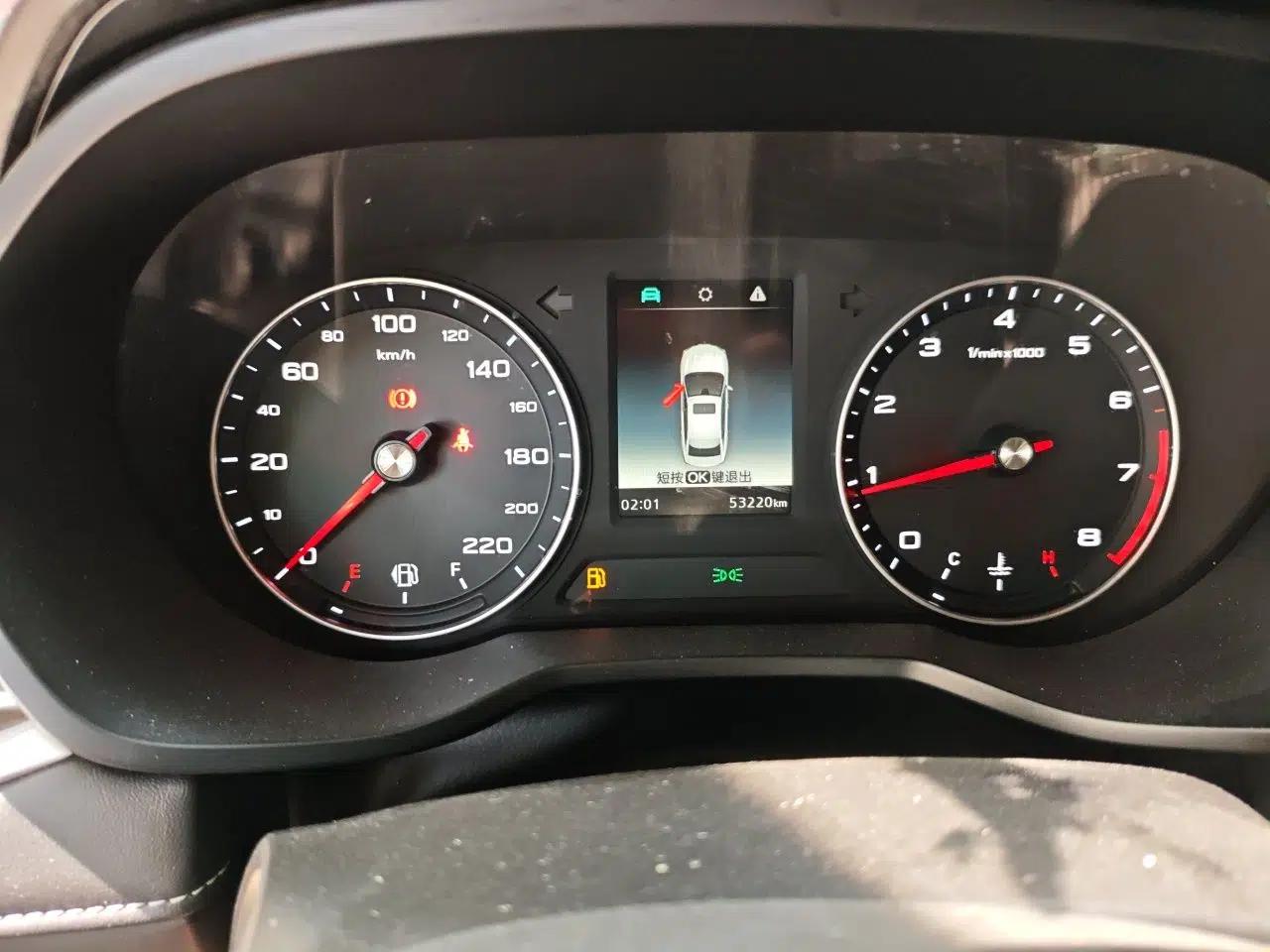 Roewe i5 2020 1.5L Manual 4G Connect Luxury Edition — миниатюра 8
